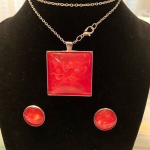 ‎BOGO ❤️❤️❤️PENDANT & STUD EARRINGS